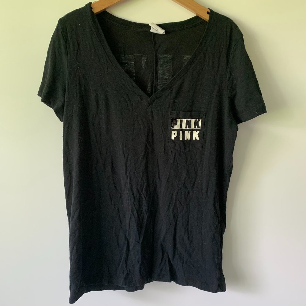 VS PINK Logo V-Neck T Shirt
